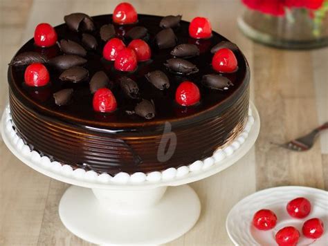It's all about the protein© biscuit, pastry & cake plain flour (soft, low protein) can absorb more moisture and sugar than standard flour creating biscuits with perfect consistency, flakier pastry and a moist, soft texture in cakes. German Black Forest Cake - German Gateau Cake: Bakingo