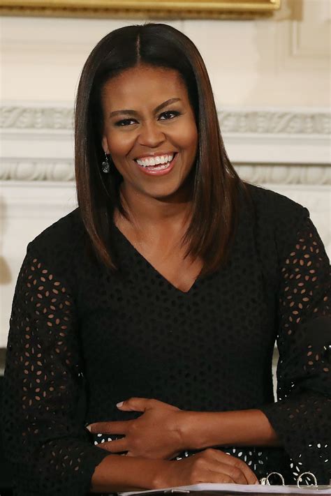 A Look Back At All Of Michelle Obamas Best Hair Moments In The White