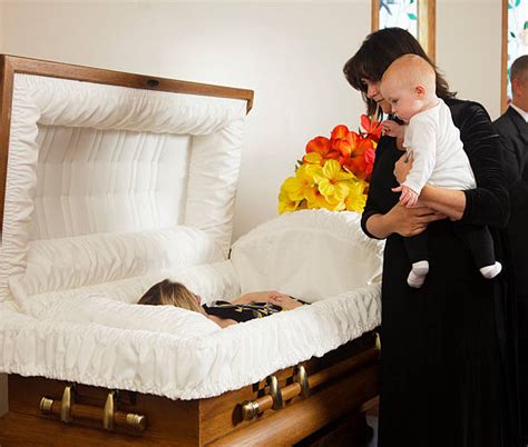 Pictures Of Dead Babies In Caskets