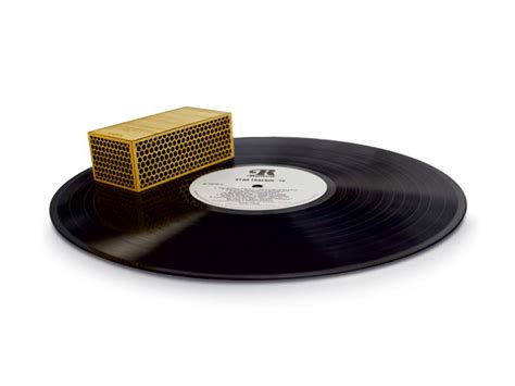 Rokblok The Worlds Smallest Wireless Record Player Cult Of Mac