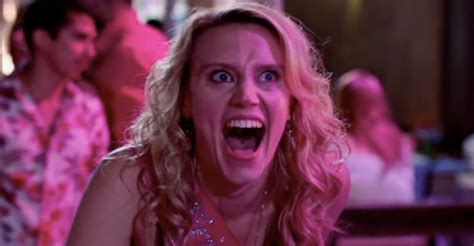 kate mckinnon and scarlett johansson s bachelorette party goes very wrong in rough night