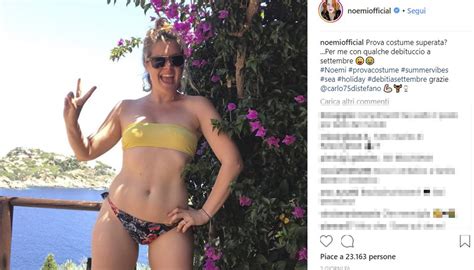 Leggi le anteprime, gli approfondimenti, le intervisite e le foto sull'argomento: Noemi, prueba de traje de baño superada en Instagram: aquí ...
