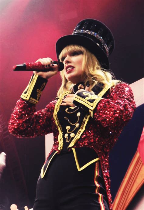 the circus is in town taylor swift ew taylor swift red tour taylor swift hot taylor swift