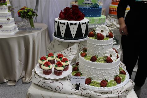 You'll find tips on decorating, stabilizing tiers, and more. safeway wedding cake