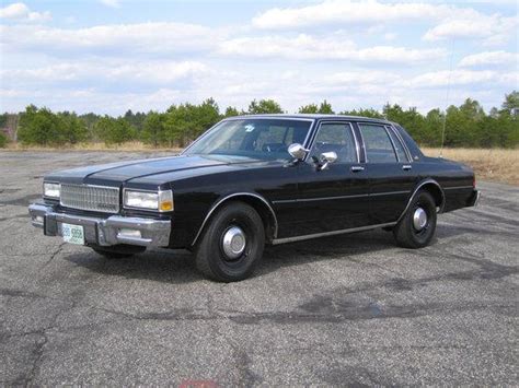 1986 Chevy Caprice 9c1 I Miss Seeing These Things In The Police Car