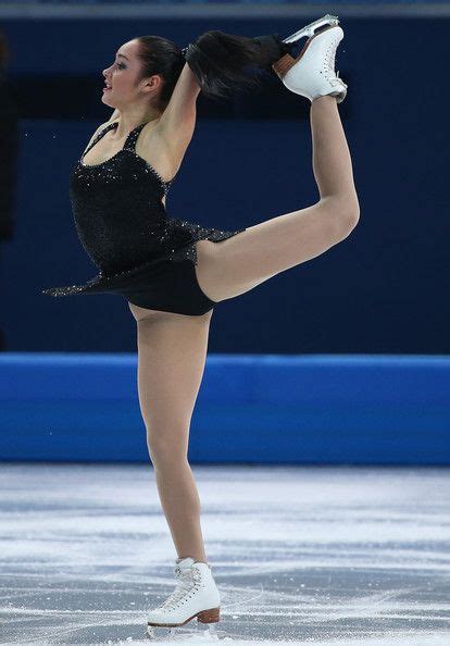 Today In Pictures Kaetlyn Osmond Figure Skating Athletic Girls