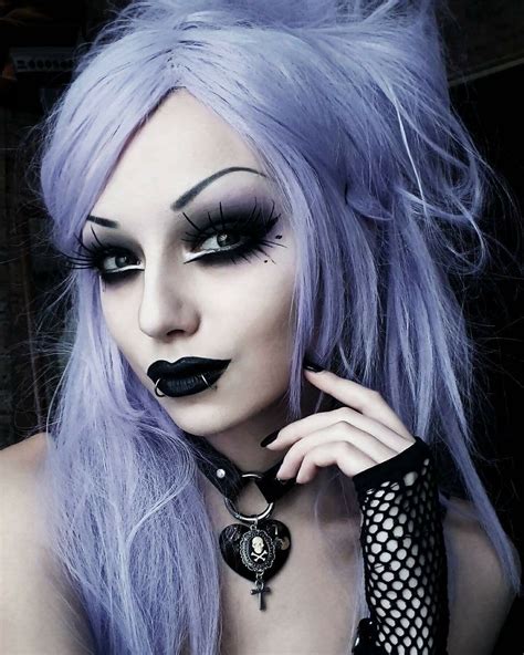 Pin By Laurie Angel Gothic Raider An On Darya Goncharova Model Goth Beauty Goth Makeup