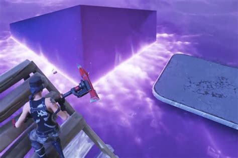 Fortnite Cube Just Melted In Loot Lake Epic Games Volcano Event Keeps