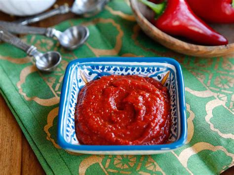 Instructions put all the ingredients in a blender and blend until smooth. Harissa - Recipe for Spicy Middle Eastern Chili Garlic ...