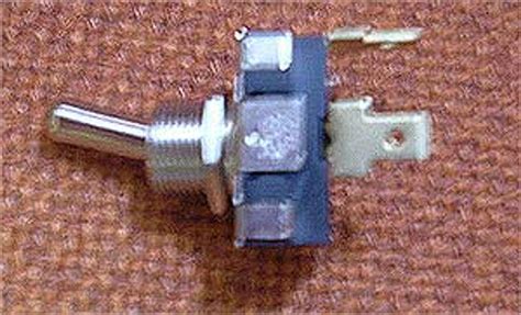Selecta Ss113 Bg Spst On Off 20 Amp Toggle Switch