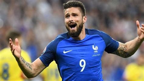 Chelsea striker olivier giroud has bid farewell to the club ahead of his impending transfer to ac milan.giroud, 34, joined chelsea from . Football / Bleus : Giroud veut faire oublier Benzema... et ...