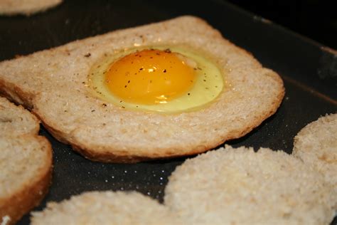 Janis Cooks Egg In A Basket