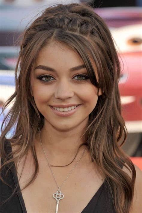 some of the best sarah hyland hairstyles to copy from her curly hair photos cool hairstyles