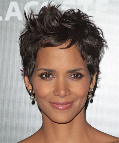 She command followers in every sphere of her life, be it beauty, fashion or trending hairstyles. Halle Berry Short Straight Casual Hairstyle - Dark ...