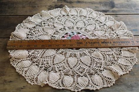 Vintage Crochet Lace Doily Lot In Pretty Colored Thread Flower Doilies