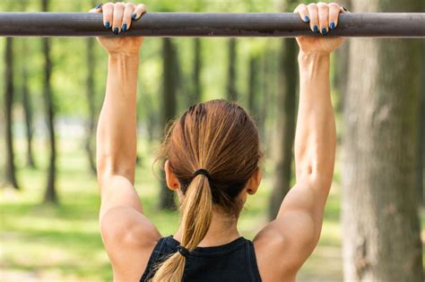 How Women Can Learn To Do Pull Ups Good For Future Female Marines Who