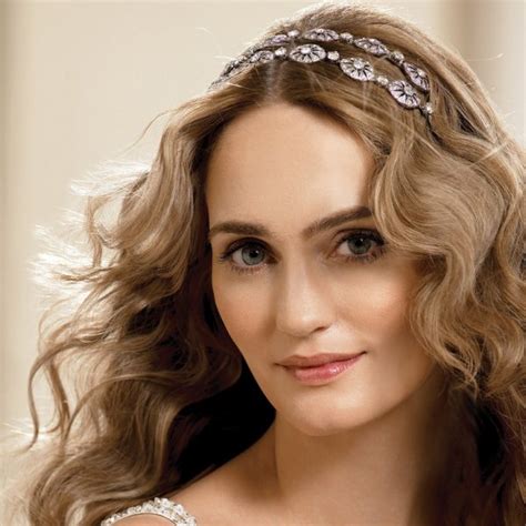 Wedding Hair Dos And Donts Bridalguide