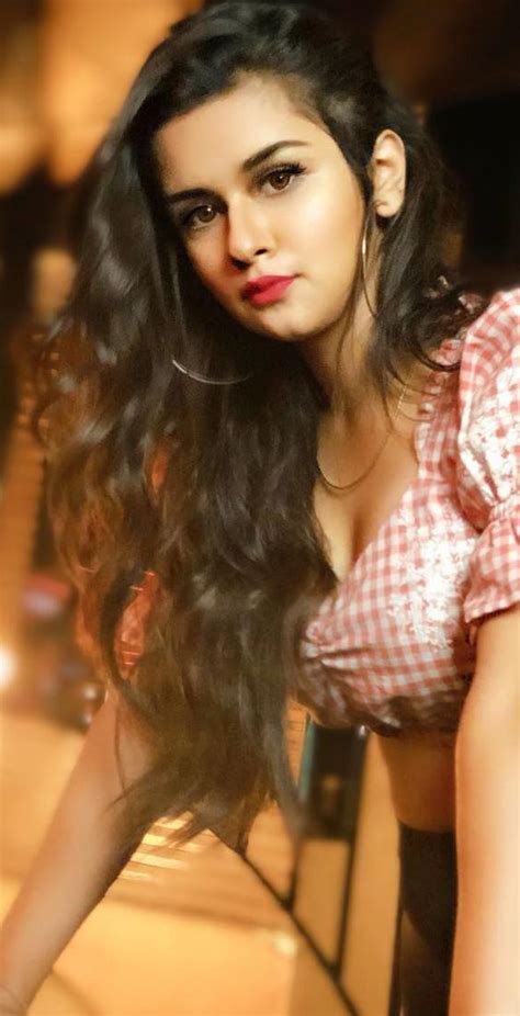 Anda bisa menikmatinya secara gratis, cukup dengan internet anda sudah bisa. Avneet Kaur HD Wallpaper 2019 for Android - APK Download