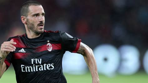 Leonardo bonucci lascia la juventus e va al milan: BONUCCI (Milan): "Catania, grazie per l'affetto" - Tutto ...