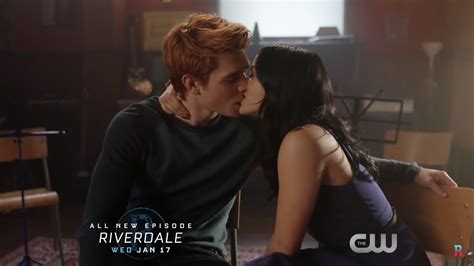Pin By Anthony Peña On Riverdale Riverdale Archie And Veronica