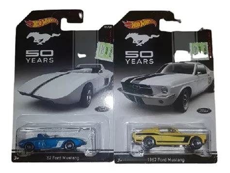 Colección 8 Autos Hot Wheels Serie Ford Mustang 50 Años en venta en