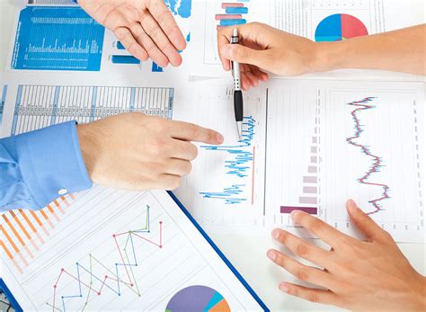 Financial Analysis Data Tips for Beginners - IndustriusCFO
