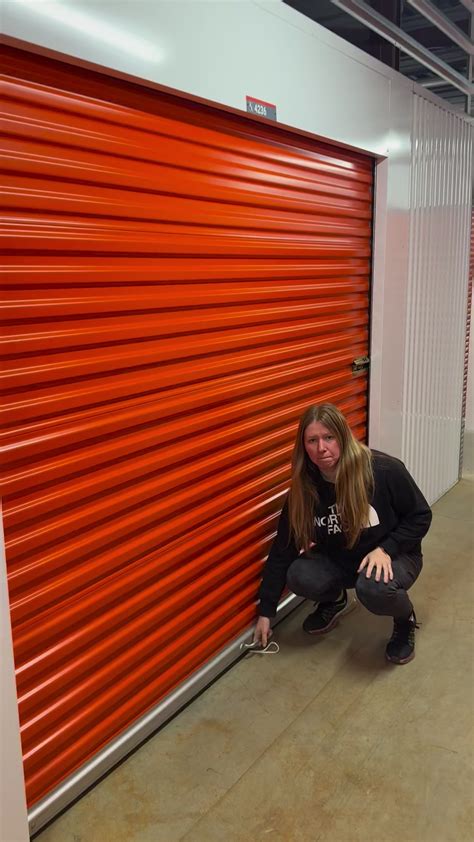 We Just Bought An Abandoned Storage Locker Online To Make Money 😳