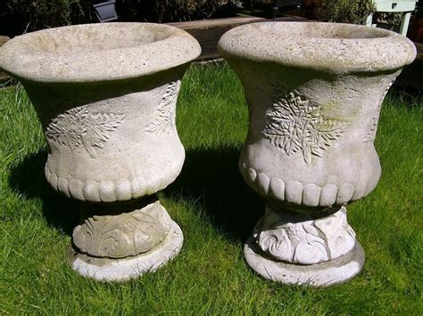 Pair of concrete garden urns / planters | in Sittingbourne, Kent | Gumtree