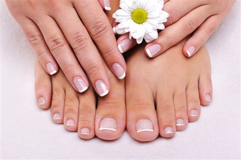 Brandon Essentials Nail Techs Spill Benefits Of Routine Manicures And Pedicures Full Service