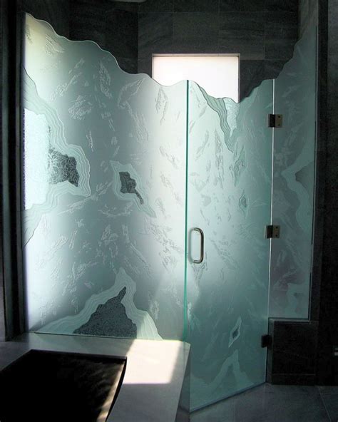 17 Streamlined Modern Glass Shower Designs