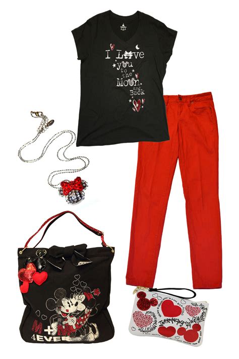 Disney Style Snapshots A Love Ly Disney Outfit Disney