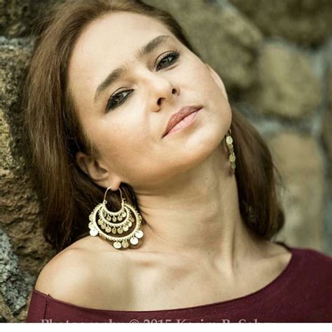 Haroemi wanasita (nelly kruymel) dr. Pin on Nelly karim