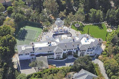 Look Inside Kenny Rogers Mind Boggling California Mansion