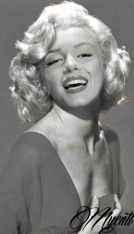 Pin By Nicolene Ravenscroft On Stars In 2021 Marilyn Monroe Photos