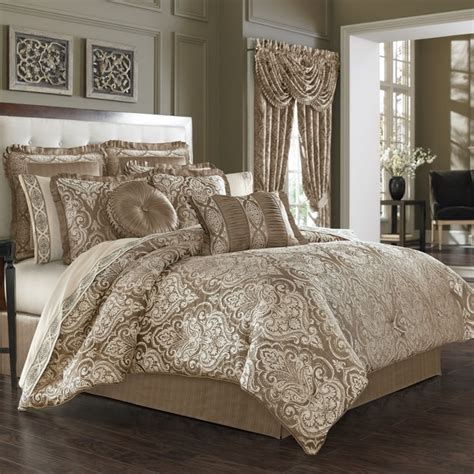 Five Queens Court Stanford Woven Jacquard 4 Piece Luxury King Size