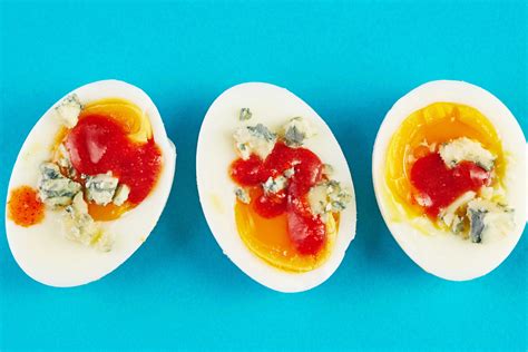 1 cup, chopped (136g) 1 tbsp (9g) 1 large (50g) 1 oz (28g) 200 calorie serving (129g) 100 grams (100g). A Hot and Saucy Upgrade for Hard-Boiled Eggs | Kitchn