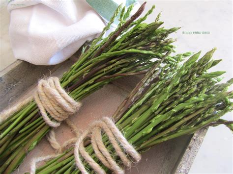 Check spelling or type a new query. Frittata di asparagi selvatici | Ricetta | Asparagi ...