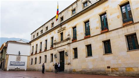Presidente de colombia, iván duque, en compañía de la vicepresidenta y canciller, marta lucía ramírez. Exsenadora Claudia Blum es designada como nueva canciller ...