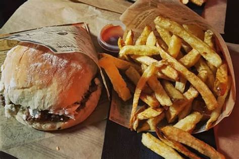 Un vol vers tahiti avec latam est une escapade vers une île avec de magnifiques plages et de fantastiques paysages. Mangez et cassez-vous : le burger le moins cher de Paris ...