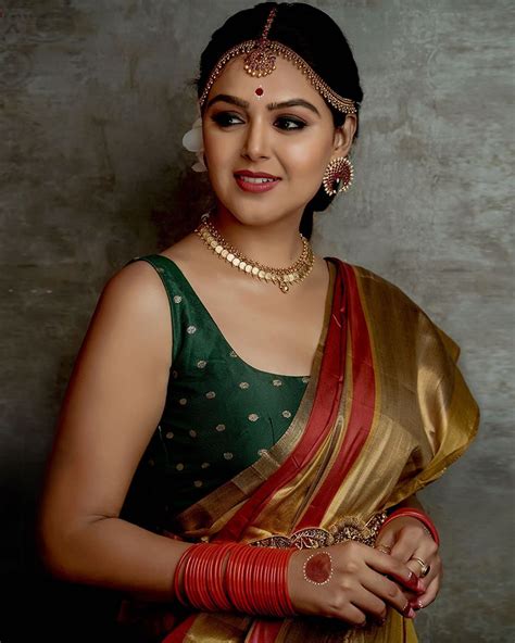 Istri bosku yang kesepian | alur cerita film secret in bed my boss. Bigg Boss Telugu 4 fame Monal Gajjar hot Photos ...