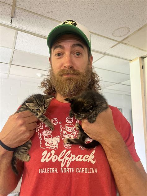 We need some Monday Cuteness : r/rhettandlink