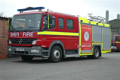 'fifteen engines and around 100 firefighters have been called to a. Fire Engines Photos - London Fire brigade DPL1210 Mercedes ...