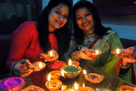 Diwali 2015 Stunning Pictures Of Hindus Jains And Sikhs Celebrating