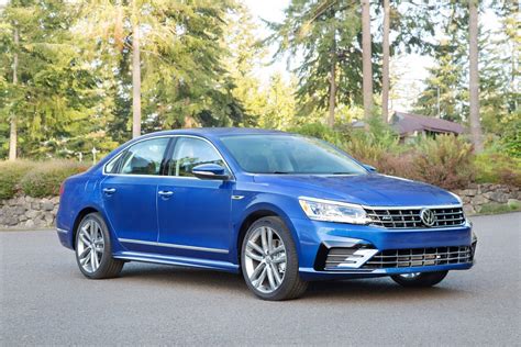 Your Auto Industry Connection 2017 Vw Passat R Line A Value Packed Midsized Vehicle