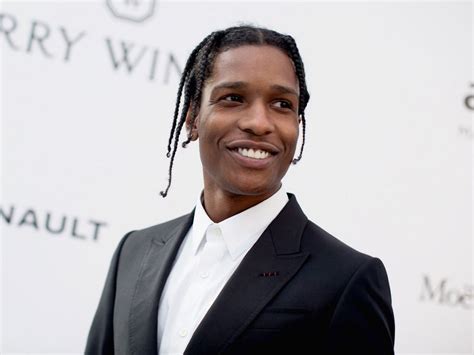 Asap rocky, whose real name in rakim mayers is an american rapper with an estimated net worth of $ 3.5 million. Asap Rocky Height, Dating, Girlfriend, Sister, Teeth, Net ...