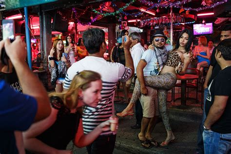 Malam Godaan Di Pattaya Walking Street Budayakan Moco