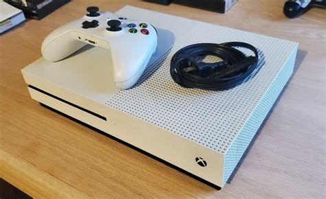 Microsoft Xbox One S 500gb White Console True Median