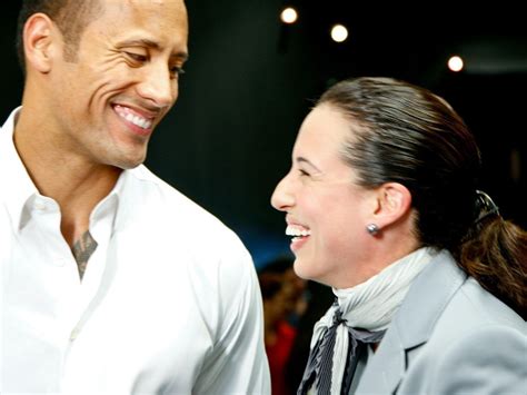 Seine frau und kinder ermordet. Scheidungs-Schmerz: The Rock über Trennung von Ex ...