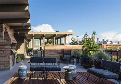 Midcentury Penthouse Apartment Rehab Boasts Insane Views Over Seattle