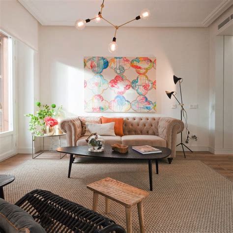 El aumento espectacular de las subastas lo veremos a finales del lópez domech pronostica que bancos y cajas se quedarán los pisos, como en la crisis de 1992 y 1993. Una casa que juega con la ASIMETRÍA en Madrid | Decoración ...